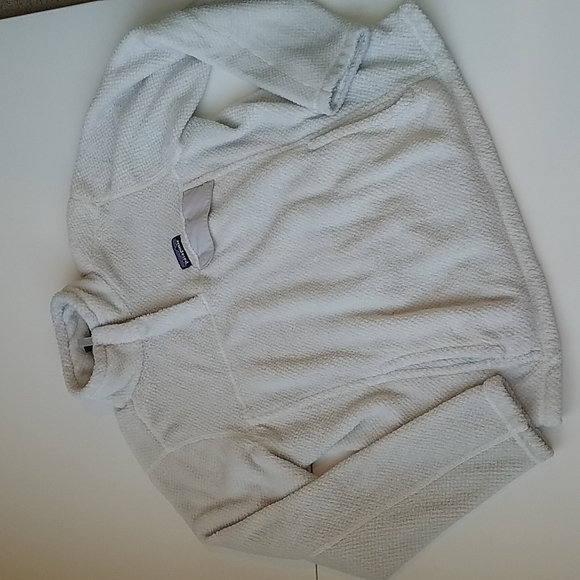 Patagonia Jackets & Blazers - Patagonia Women's Re-Tool Snap-T- Raw Linen/White X-Dye with Polartec Large